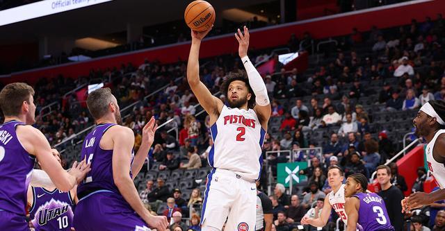 活塞球员发挥全力，带领球队豪取五连胜