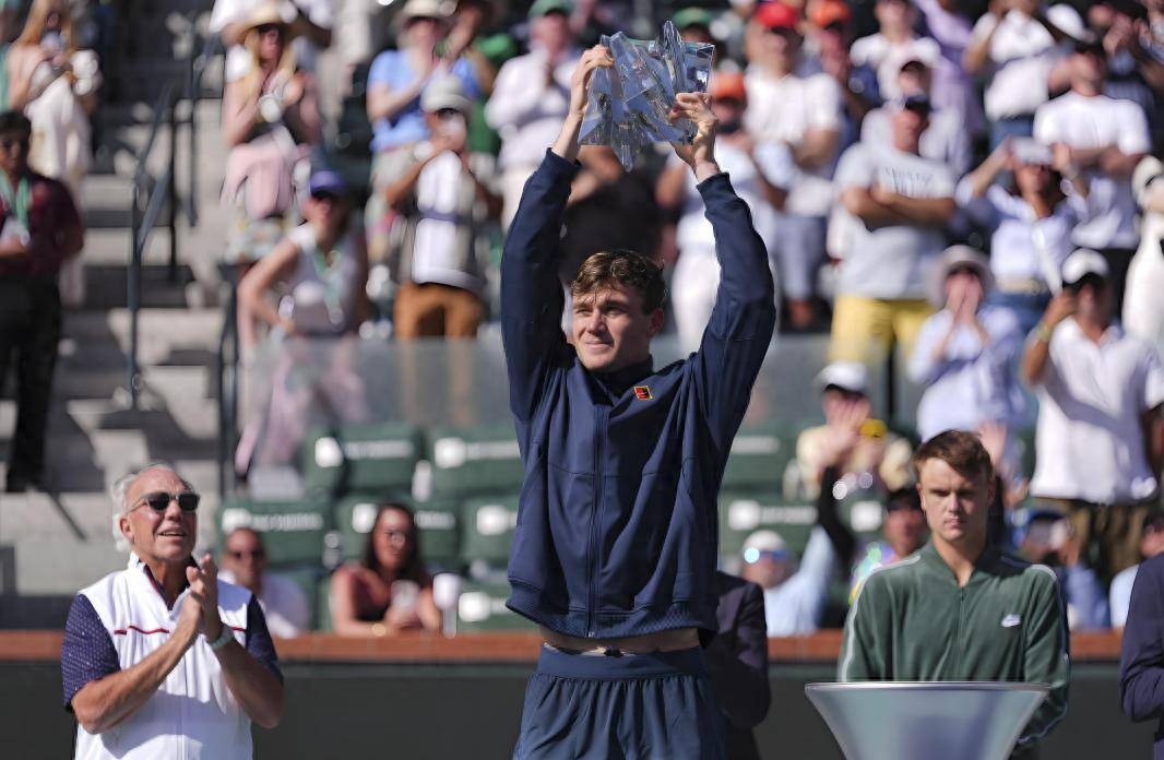 ATP总决赛险胜蒙特卡洛大师赛，穆雷惊艳四座