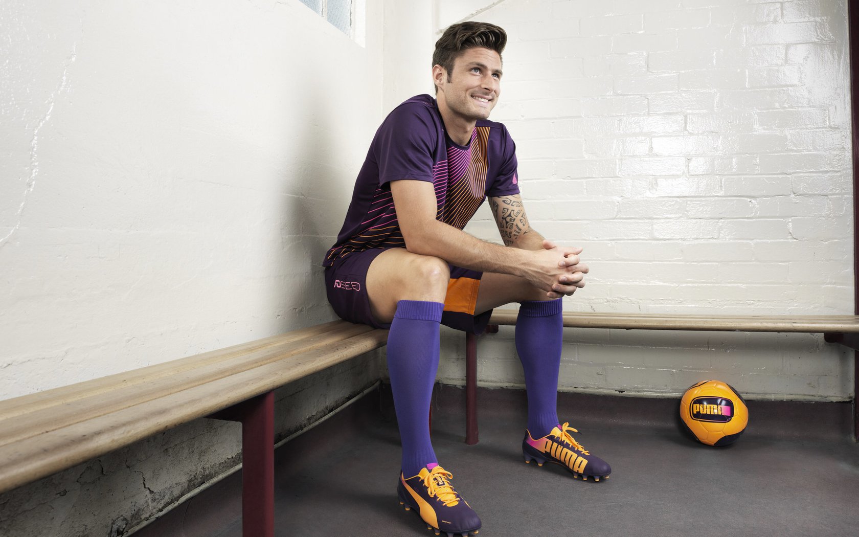 孤星陨落，新王加冕，苏亚雷斯领军终结尼斯神话